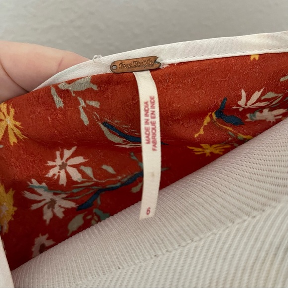 Free People Covent Garden Red Brick Floral Wrap Dress Size 6 - Picture 9 of 9